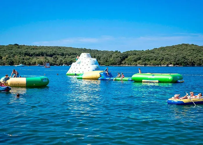פארק נופש Eurocamp Tents At Campsite Val Saline
