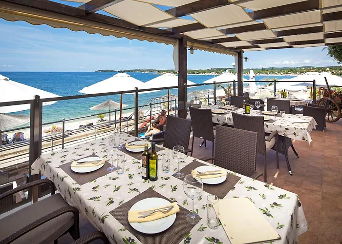 Eurocamp Tents At Campsite Val Saline פארק נופש